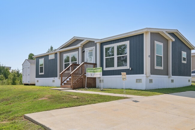 Photo - Bluewood Ranch