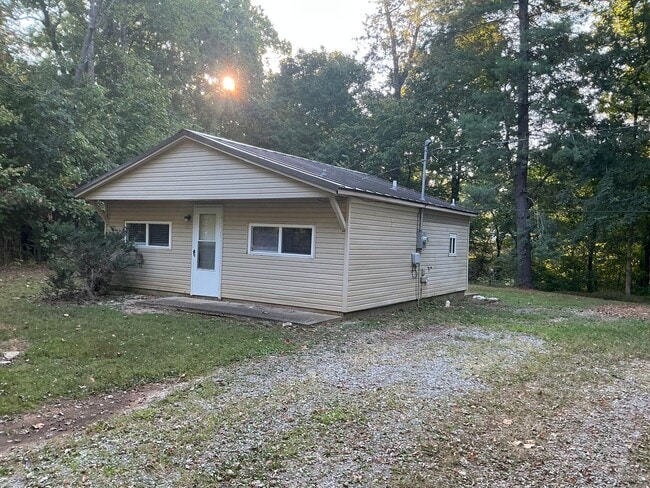 Building Photo - 2481 Antioch Church Rd Rental
