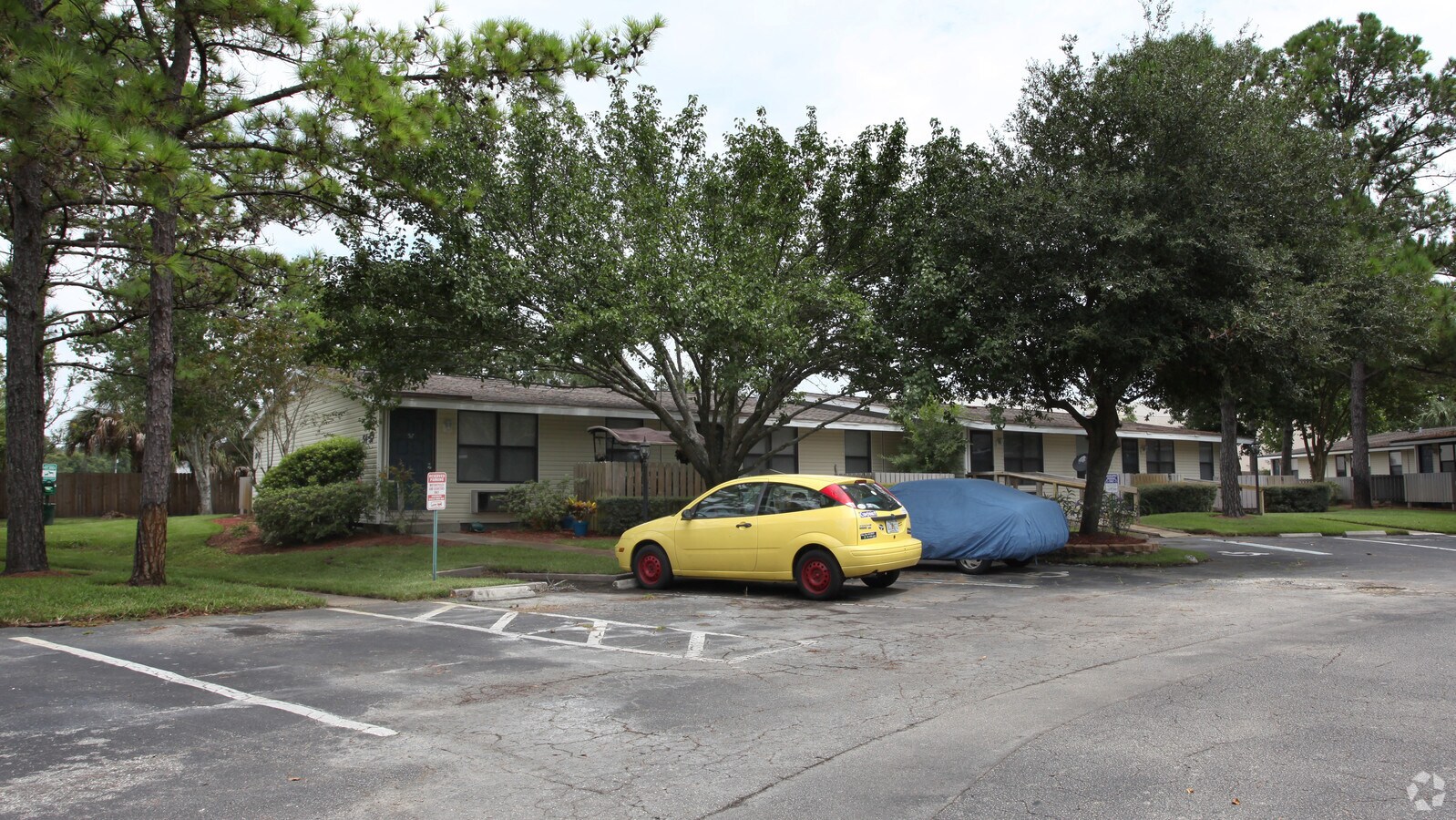 Moultrie Apartments - Moultrie Apartments