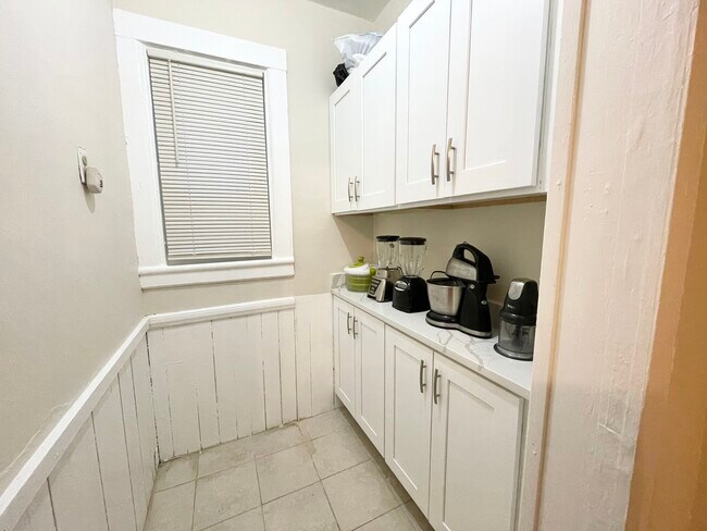 Photo - 19 Sachem St