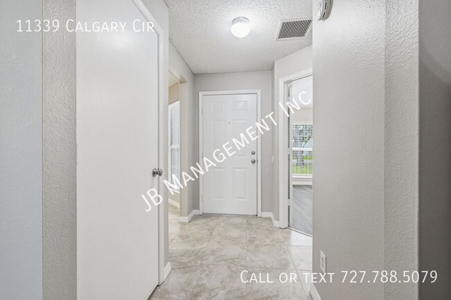 Photo - 11339 Calgary Cir