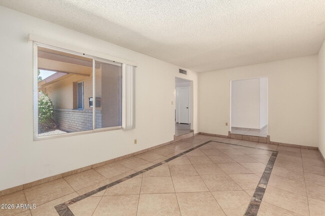 Photo - 4013 S Hazelton Ln