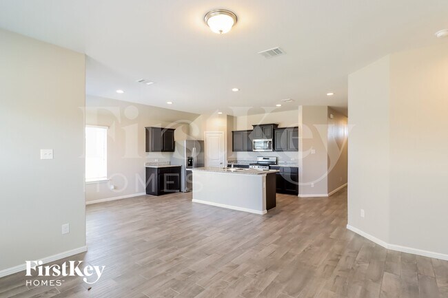 Photo - 4624 Corktree Ln