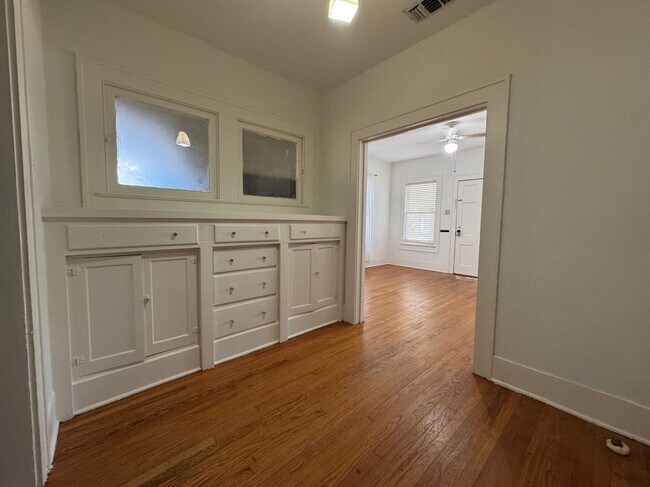 Photo - 2014 W Mulberry Ave