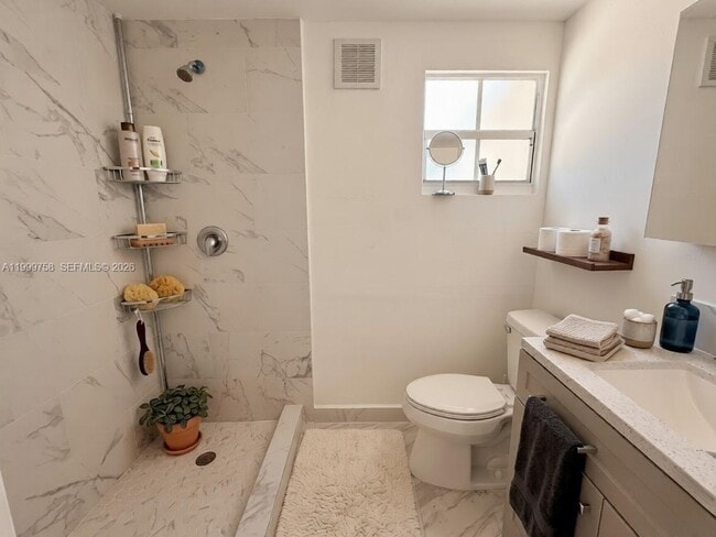 Photo - 15841 NW 18th Pl Unit B