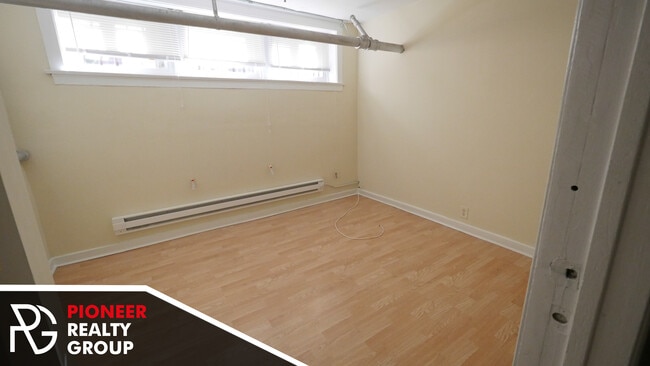 Photo - 4433 N Wolcott Ave