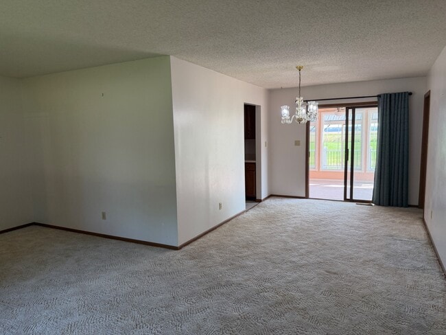 54 Longview Dr