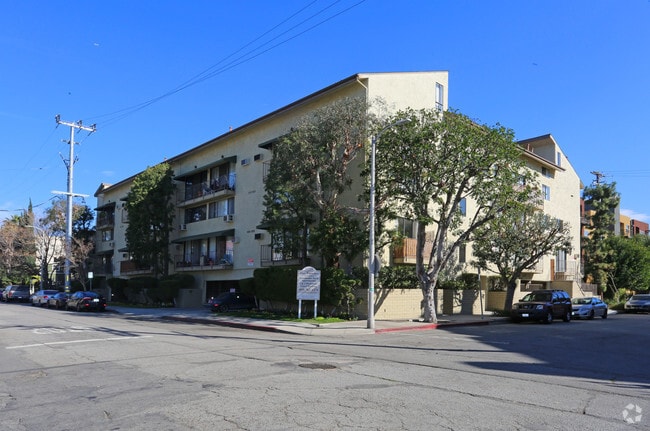 Building Photo - Las Casitas Apartments