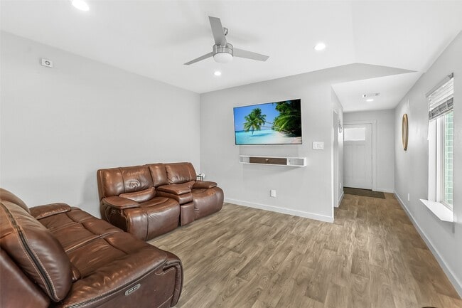 Photo - 1514 Truckee River Dr