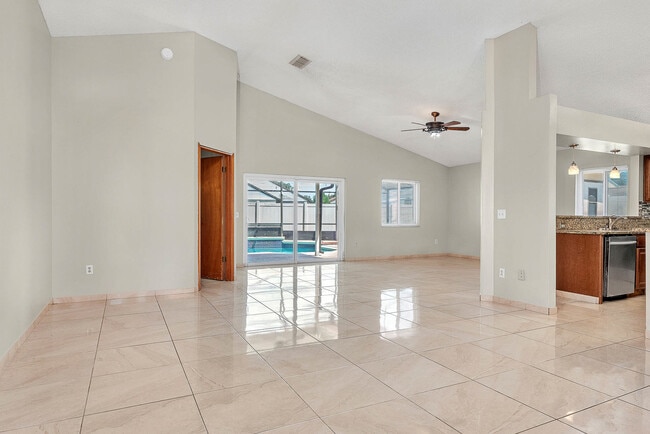 Photo - 2505 Kingston Ct