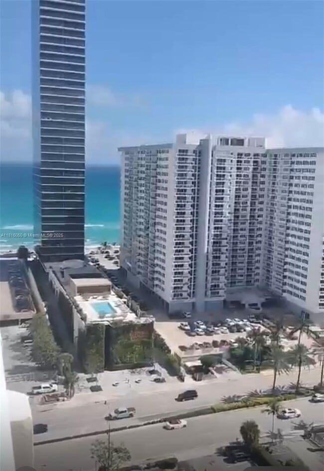 Building Photo - 1985 S Ocean Dr Unit 20C Rental