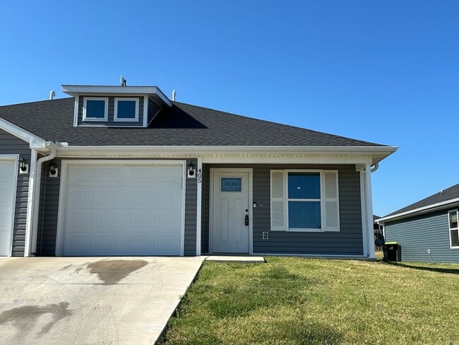 Photo - MOVE IN SPECIAL: FIRST MONTH FREE!! Newly ...