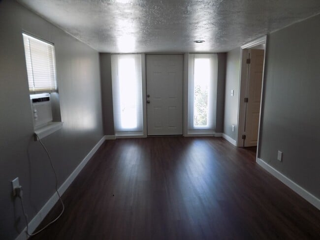 Photo - 1 Bedroom 1 Bathroom Apartment For Rent at 673 W. Osceola Street Unit A Clermont, Fl. 34711