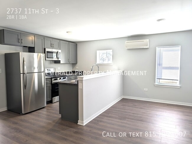 Photo - 2737 11th St Unidad 3