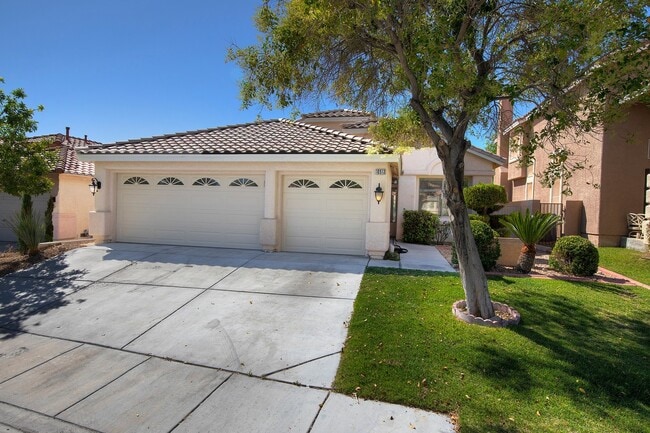 Photo - Summerlin 1 Story Home w/ Pool & Spa