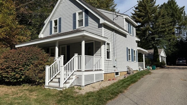 Conventional Style 3 BR Single Family Home... - Conventional Style 3 BR Single Family Home...