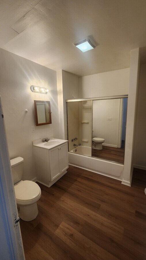 Photo - 123 Maple Ave Unit Upper