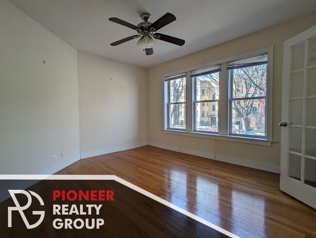 1919 W Winona St Unit 1