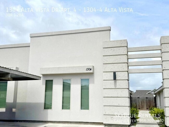 Building Photo - 1304 Alta Vista Dr Unit 1304-4 Alta Vista Rental