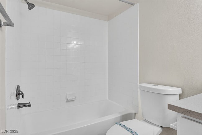 Photo - 2300 E Silverado Ranch Blvd Unidad 2003