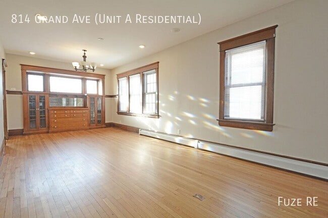 Building Photo - 814 Grand Ave