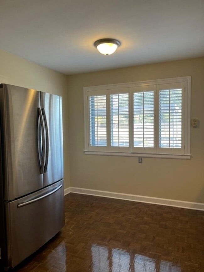 Photo - 4400 Poplar Ave Unit 41