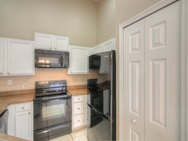 Photo - 3813 Kyle Dr