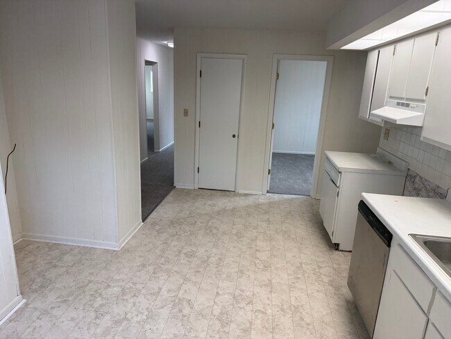 Kitchen - 1241 Main Ave Unit Home