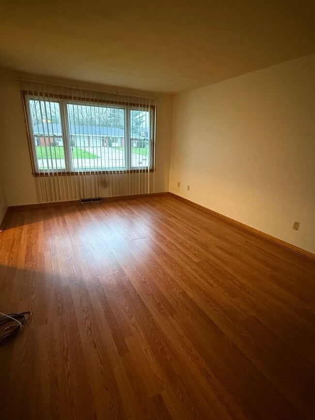 Photo - 712 Mellen Dr Unit 712 Mellen Dr