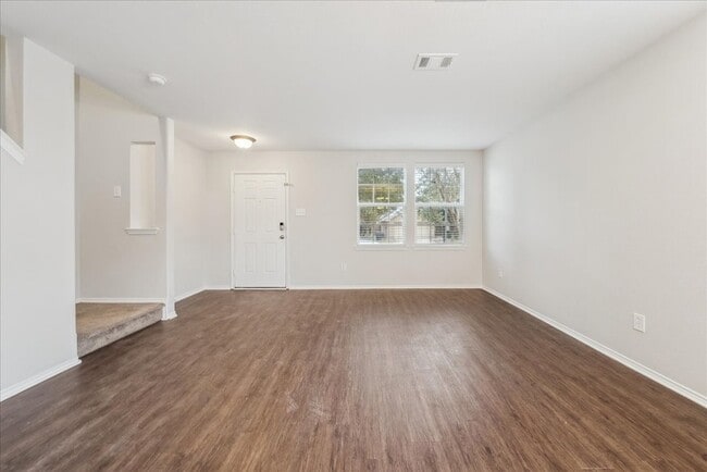 Photo - 10664 Midway Dr