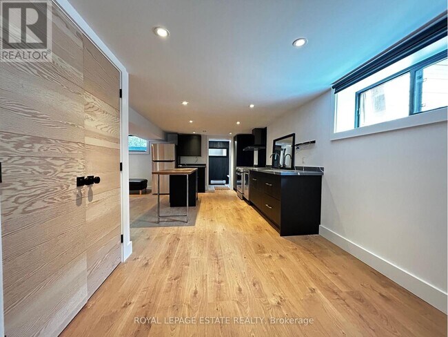 Photo - 65 Maywood Park