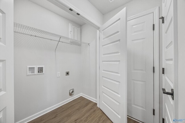 Photo - 27919 Chalmers Cir