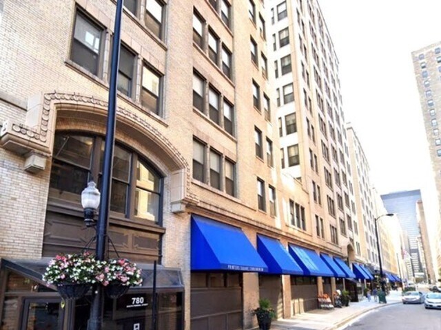 Building Photo - 780 S Federal St Unit 701