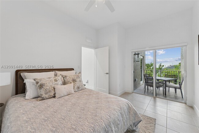 1313 NW 27th Ave