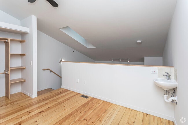 1BR Studio Loft