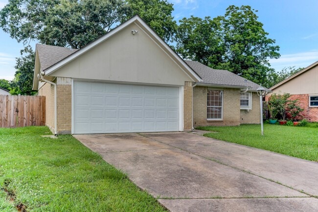 Photo - 11511 Grapewood Ct