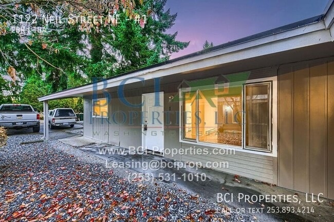 Building Photo - 1122 Neil St NE Unit #1