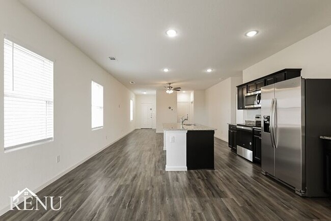 Photo - 6624 Charleston Dr
