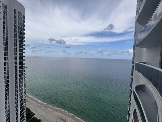 Photo - 15901 Collins Ave Unit 3403