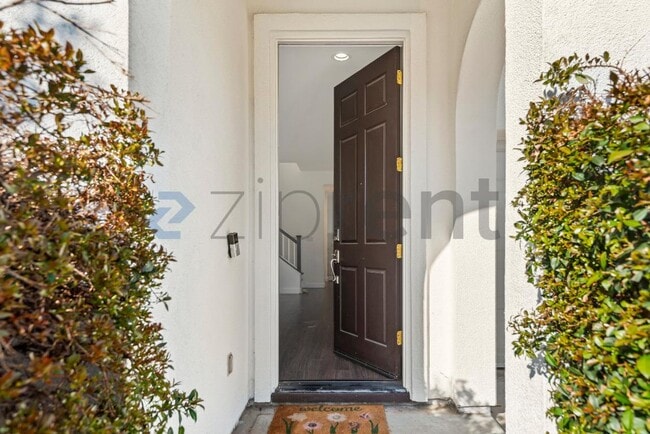 Photo - 2960 Stallion Way