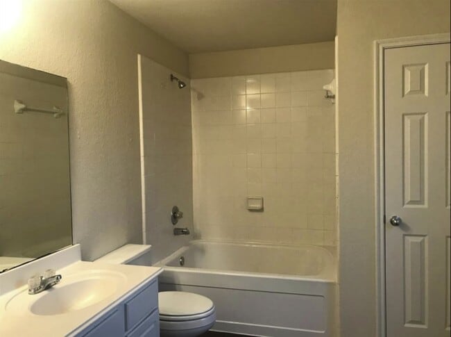 Photo - 15522 Miller House Ln