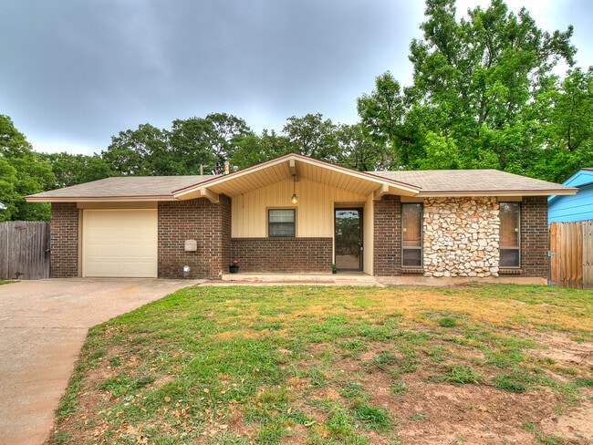 1548 Bradley Pl