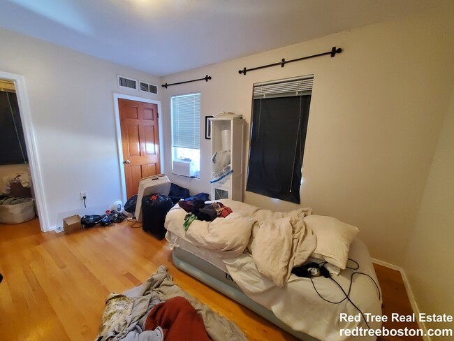 Photo - 277 Putnam Ave Unit 3