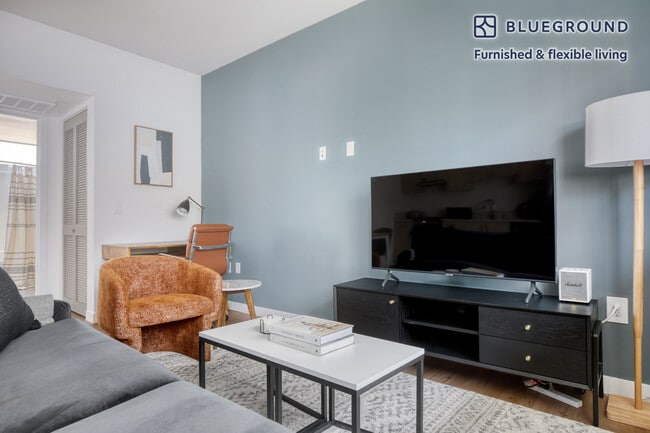 Photo - 3638 Motor Ave Unidad SI FL5-ID805