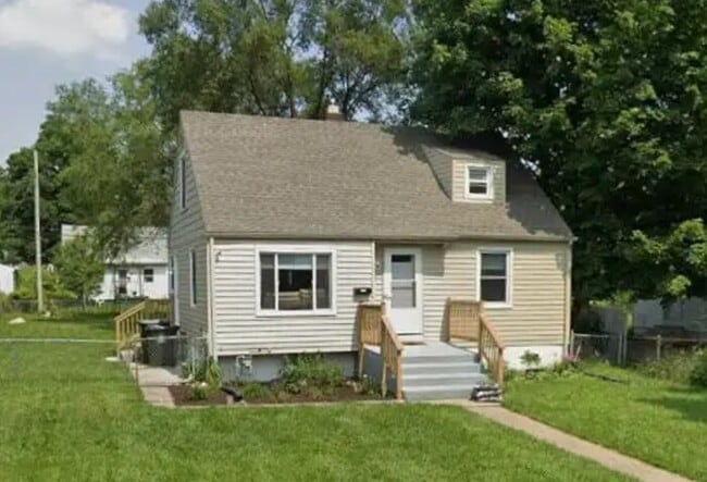 Building Photo - Welcome Home!
