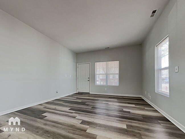 Photo - 4514 Wildwood Ave