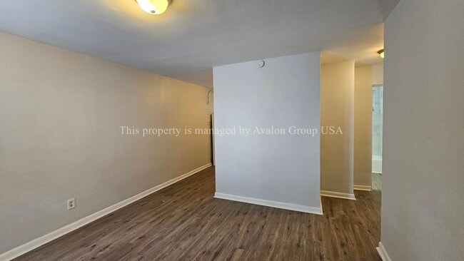 Photo - 604 W 18th St Unit 2