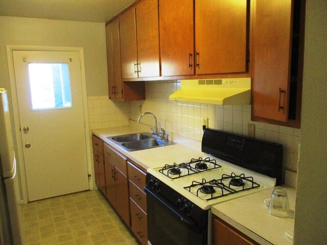 Photo - 205 E Stewart Pl