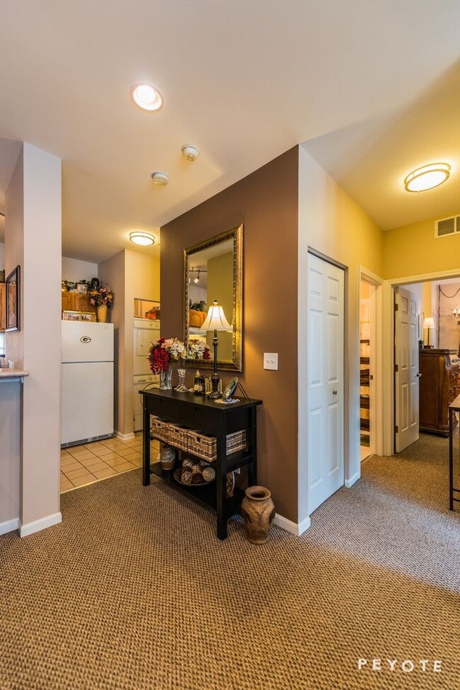 Photo - 1225 N Orleans St Unit 502