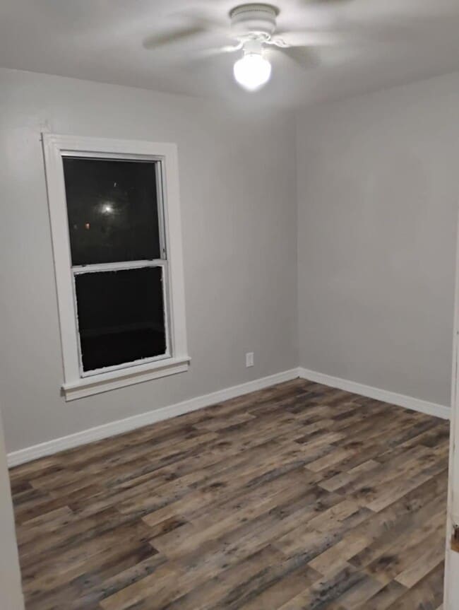 Photo - 112 E Morris St